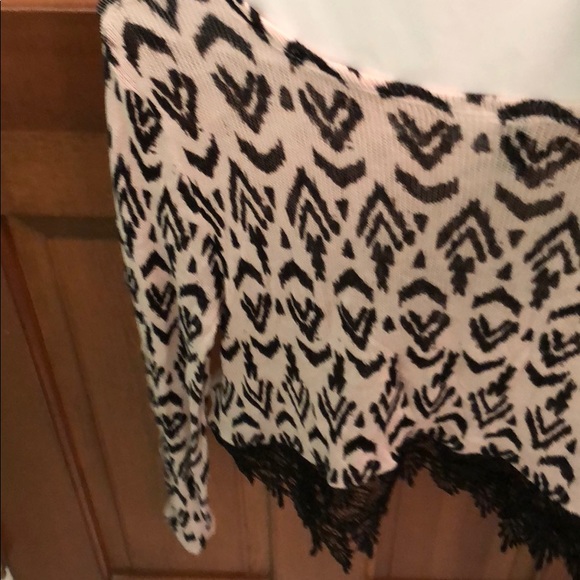 H&M blouse - Picture 4 of 4